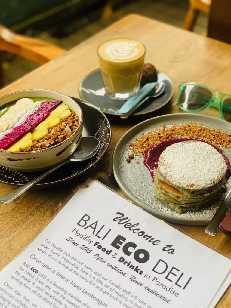 healthy breakfast jungut batu nusa lembongan 1